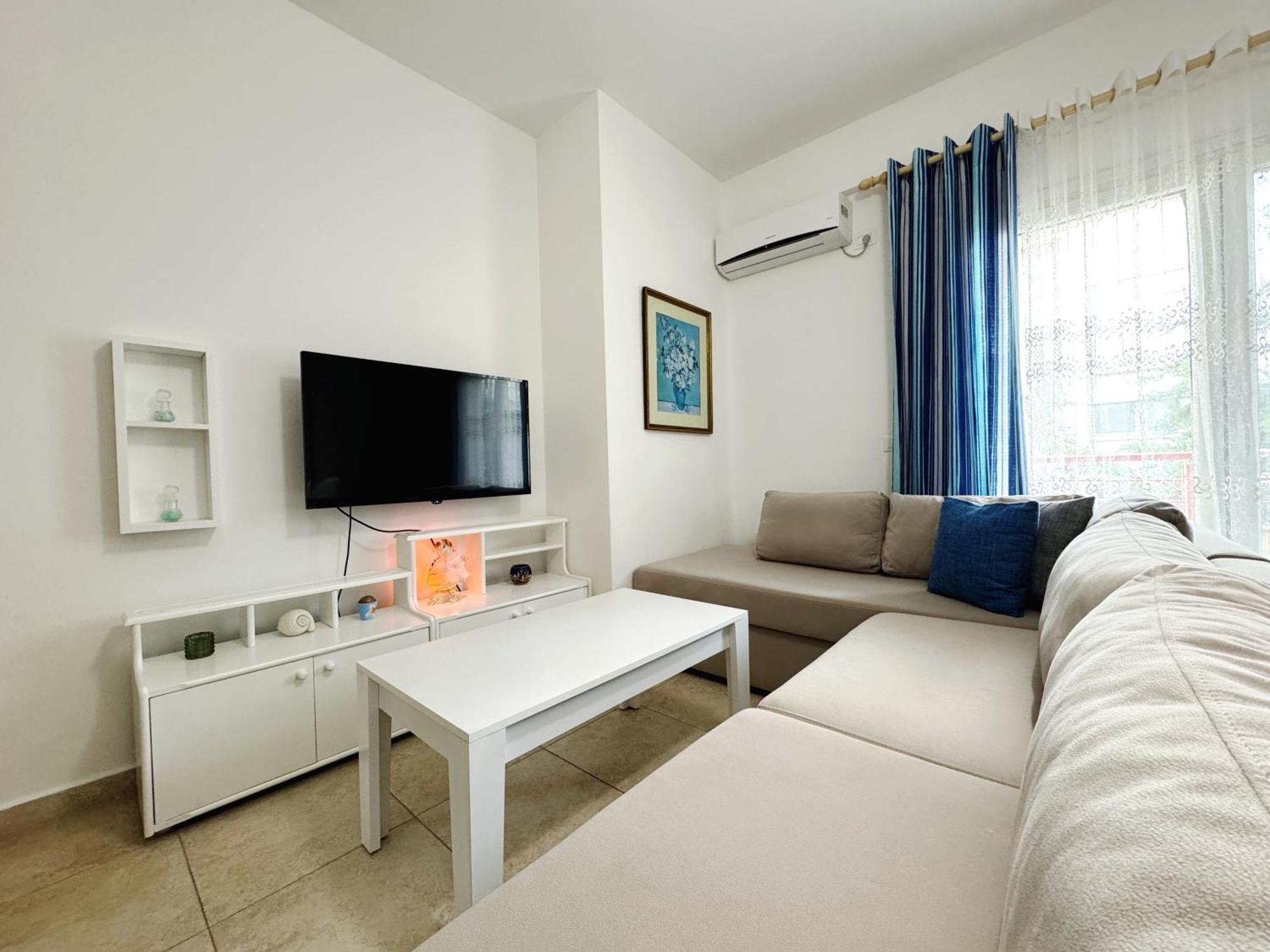 Celeste Bay Apartment Vlorë Εξωτερικό φωτογραφία